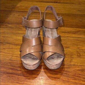 Toms Tan Leather Wedge Sandals